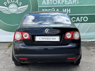 2010 Volkswagen Jetta V, чёрный, 420000 рублей, вид 5