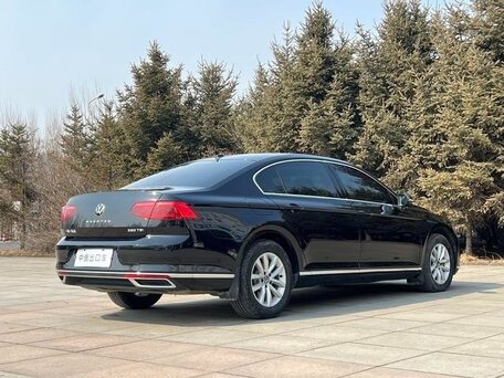 2022 Volkswagen Magotan B8 Рестайлинг, чёрный, 1482000 рублей, вид 4