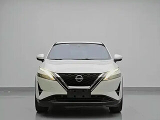 2023 Nissan Qashqai III, белый, 1980000 рублей, вид 2