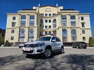 2012 Volkswagen Tiguan I Рестайлинг, белый, 970000 рублей, вид 1