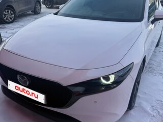 2019 Mazda 3 IV (BP), белый, 2250000 рублей, вид 2
