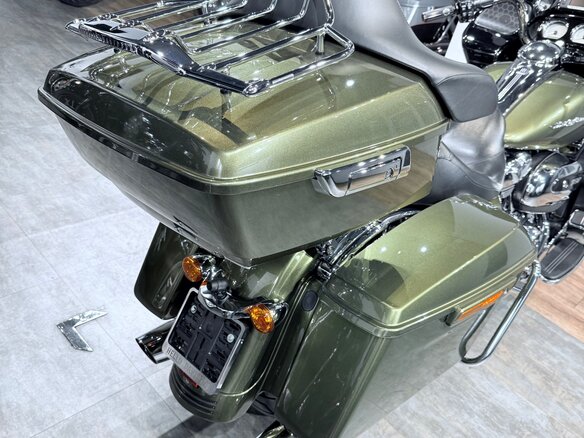 2017 Harley-Davidson Road Glide, зелёный, 1999000 рублей - вид 18
