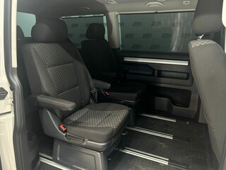 2020 Volkswagen Multivan T6, серый, 4799000 рублей, вид 4