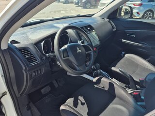 2013 Mitsubishi ASX I Рестайлинг, белый, 1100000 рублей, вид 4