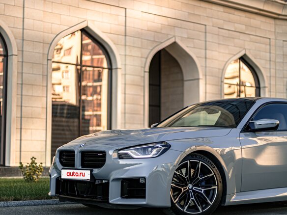 2023 BMW M2 G87, серый, 11000000 рублей - вид 4