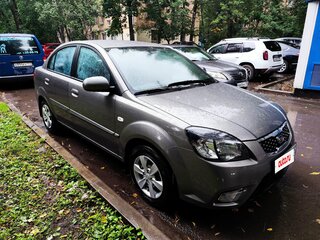 2009 Kia Rio II Рестайлинг, серый, 500000 рублей, вид 3