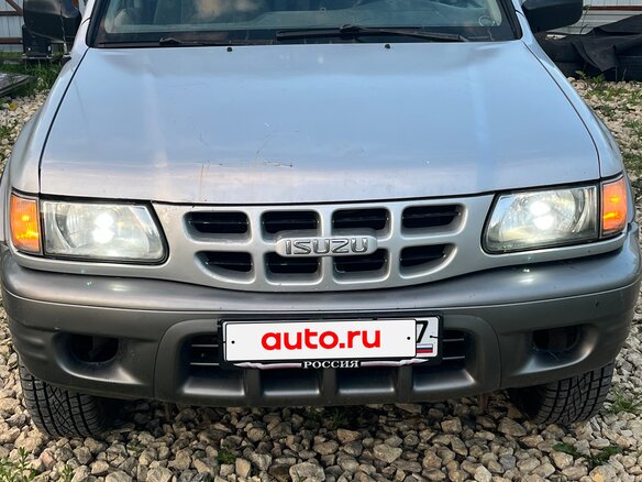 2002 Isuzu Rodeo II, серебристый, 320000 рублей - вид 2