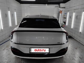 2022 Kia EV6 Long Range I, белый, 3900000 рублей, вид 5