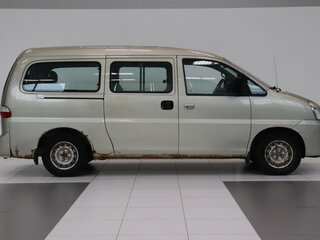 2006 Hyundai H-1 I Рестайлинг, бежевый, 339000 рублей, вид 2