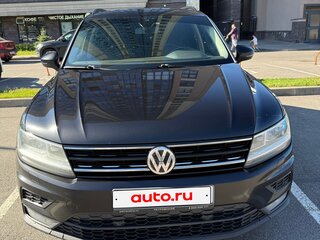 2019 Volkswagen Tiguan II, чёрный, 2000000 рублей, вид 1