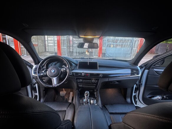 2019 BMW X6 40d II (F16), белый, 4500000 рублей - вид 8