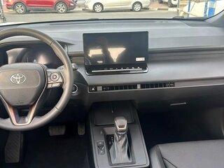 2026 Toyota Corolla Cross I Рестайлинг, белый, 4000000 рублей, вид 4