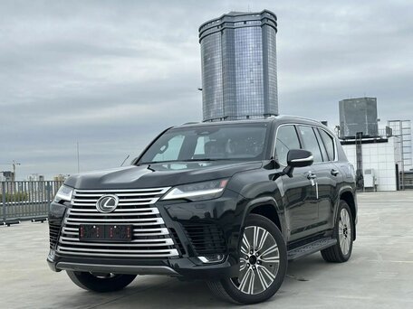 Lexus LX IV