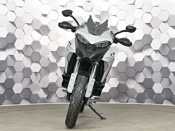 2023 Ducati Multistrada V4, белый, 2399000 рублей - вид 4