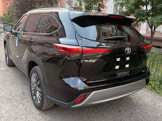 2025 Toyota Highlander IV (XU70), чёрный, 4900000 рублей, вид 4