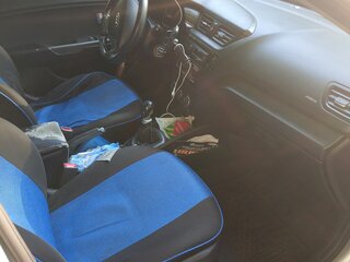 2016 Kia Rio III Рестайлинг, серебристый, 470000 рублей, вид 5