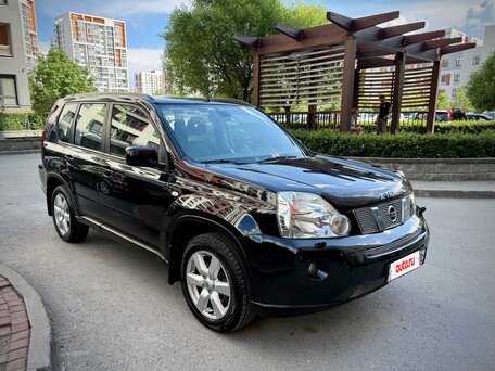 2010 Nissan X-Trail II, чёрный, 1550000 рублей, вид 2