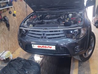 2012 Mitsubishi L200 IV, серый, 2000000 рублей, вид 4