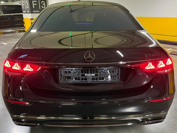 2026 Mercedes-Benz Maybach S-Класс 580 II (Z223) Рестайлинг, чёрный, 38570000 рублей - вид 4