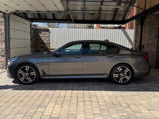 2018 BMW 7 серии 730d xDrive VI (G11/G12), серый, 4800000 рублей, вид 4