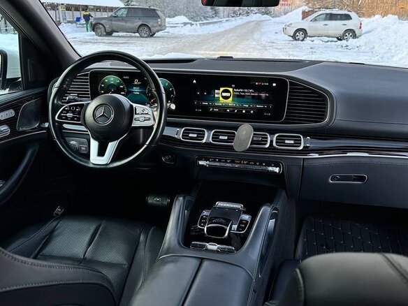 2021 Mercedes-Benz Maybach GLS 600 I, белый, 15000000 рублей - вид 5