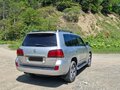 2009 Lexus LX 570 III, серебристый, 2800000 рублей - вид 3