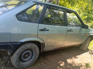 2002 Lada (ВАЗ) 21093i, серебристый, 135000 рублей, вид 4