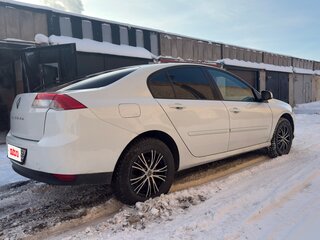 2009 Renault Laguna III, белый, 499000 рублей, вид 4