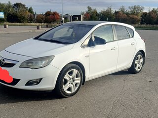 2011 Opel Astra J, белый, 600000 рублей, вид 1