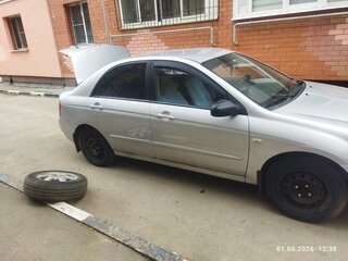 2006 Kia Cerato I, серебристый, 365000 рублей, вид 3