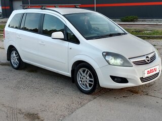 2012 Opel Zafira B Рестайлинг, белый, 610000 рублей, вид 4