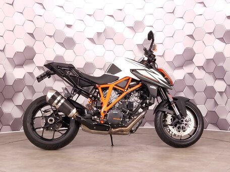 2019 KTM 1290 Super Duke R, белый, 1285000 рублей, вид 3