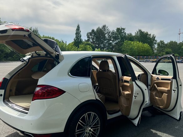 2010 Porsche Cayenne S II (958), белый, 2600000 рублей - вид 5