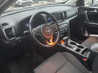 2017 Kia Sportage IV, чёрный, 1800000 рублей, вид 4
