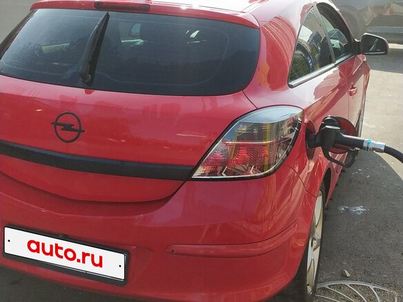 2009 Opel Astra GTC H Рестайлинг, красный, 450000 рублей - вид 8