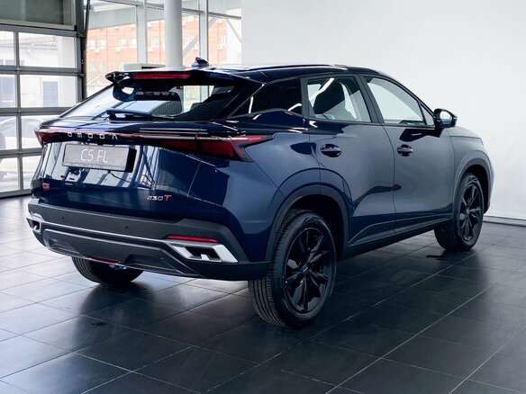 2024 Omoda C5 I Рестайлинг, синий, 2729900 рублей - вид 7