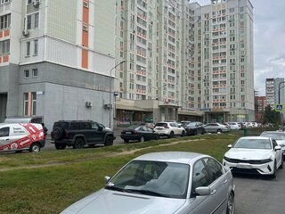 2000 BMW 3 серии 320i IV (E46), серебристый, 690000 рублей, вид 4