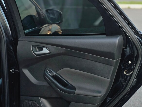 2013 Ford Focus III, чёрный, 515000 рублей - вид 8