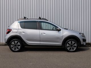 2017 Renault Sandero Stepway II, серый, 960000 рублей, вид 5