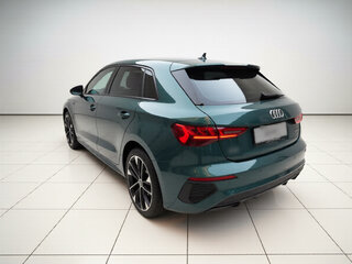 2022 Audi A3 Sportback 35 TFSI IV (8Y), зелёный, 2250000 рублей, вид 4