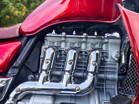 2005 Triumph Rocket III, чёрный, 650000 рублей - вид 8