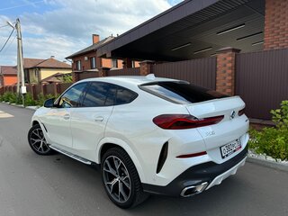 2021 BMW X6 30d III (G06), белый, 7500000 рублей, вид 5