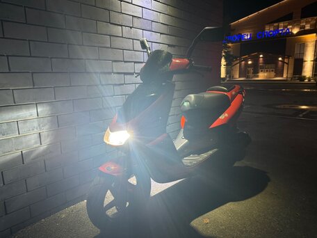 2000 Aprilia SR 125, красный, 200000 рублей, вид 2