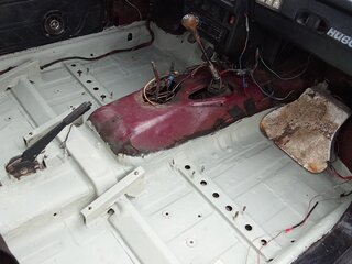 1999 Lada (ВАЗ) 2121 (4x4) I Рестайлинг, пурпурный, 280000 рублей, вид 4