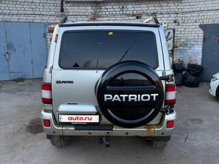 2013 УАЗ Патриот I Рестайлинг, серебристый, 700000 рублей, вид 3