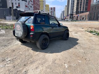 1996 Toyota RAV4 I (XA10), зелёный, 400000 рублей, вид 1
