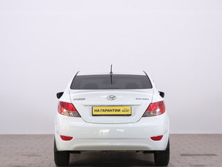 2013 Hyundai Solaris I, белый, 829000 рублей, вид 5