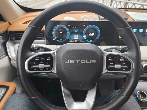 2024 Jetour X70+ I Рестайлинг, серебристый, 2000000 рублей - вид 6