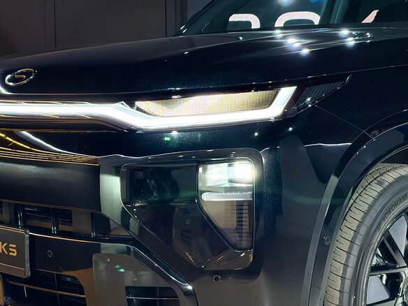 2026 GAC Trumpchi S7 I Рестайлинг, чёрный - вид 1