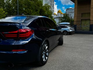 2014 BMW 5 серии Gran Turismo 535i xDrive VI (F10/F11/F07) Рестайлинг, синий, 2500000 рублей, вид 5